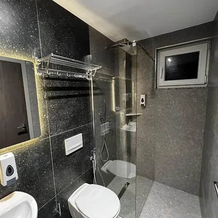 Ikona Hotel Shkoder